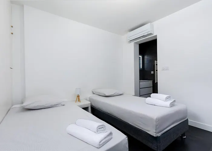 Moneghetti Apartamento *